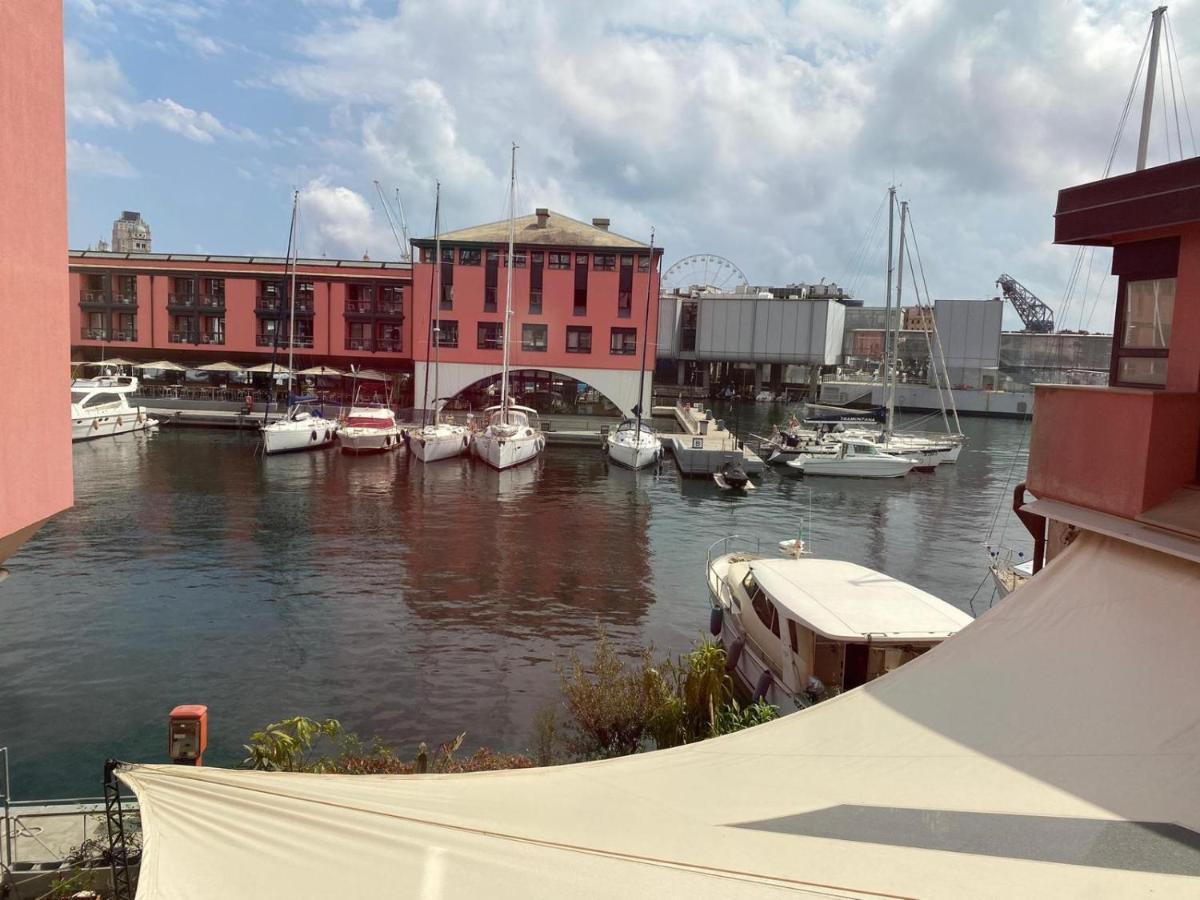 Le Finestre Sull'Acquario Apartment Genoa Bagian luar foto