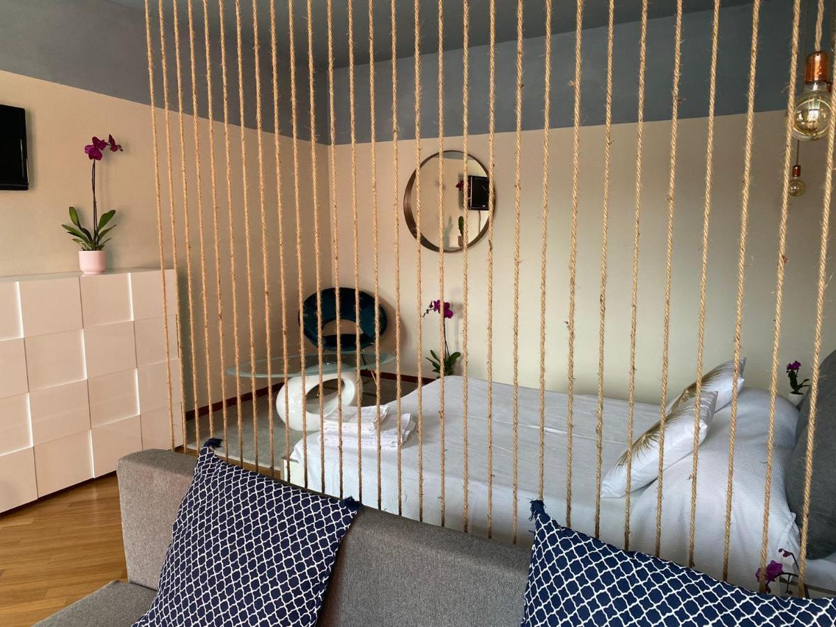 Le Finestre Sull'Acquario Apartment Genoa Bagian luar foto
